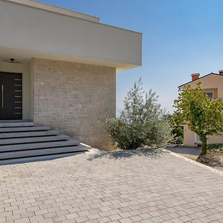 Villa Subin